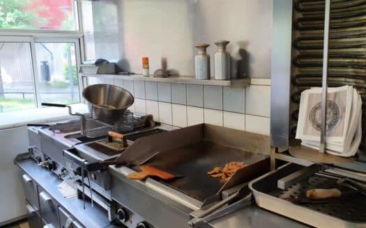 Fristående Grill & Pizzeria Tumba