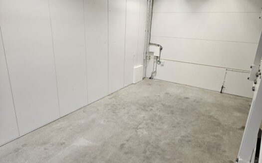 Bilverkstad lokal spånga