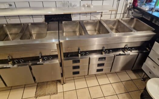 Populär Lunchrestaurang stort kök Strängnäs
