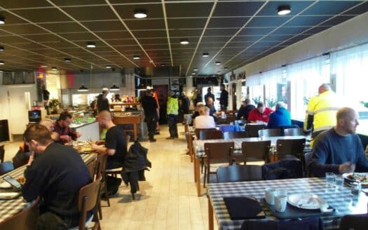Populär Lunchrestaurang stort kök Strängnäs