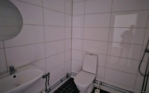 Bilverkstad lokal i Upplands Väsby