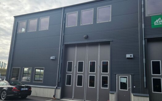 Bilverkstad lokal i Upplands Väsby