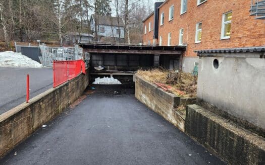 Lokal uthyres – Bilhall / Biltvätt / Bilverkstad i Weda Industriområde, Södertälje