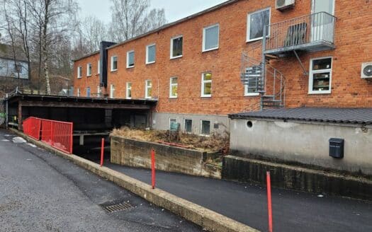 Lokal uthyres – Bilhall / Biltvätt / Bilverkstad i Weda Industriområde, Södertälje