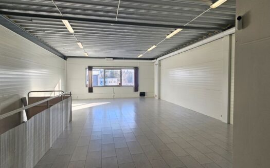 Industrilokal om ca 190 kvm i Knivsta