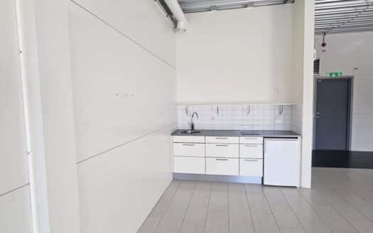 Industrilokal om ca 190 kvm i Knivsta