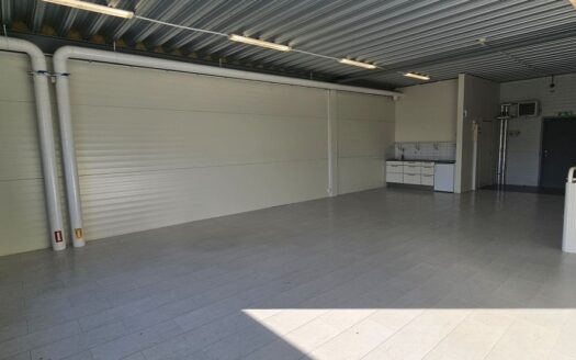 Industrilokal om ca 190 kvm i Knivsta