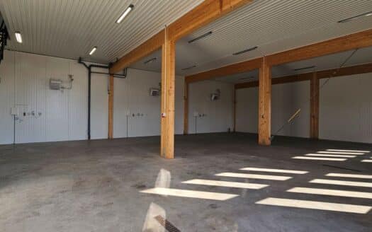 Industrilokal om ca 540 kvm i Arlandastad