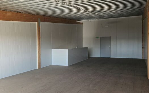 Industrilokal om ca 180 kvm i Arlandastad