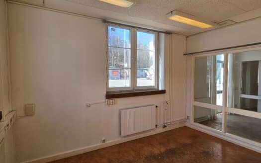 Kontors- eller butikslokal i Weda handelsområde