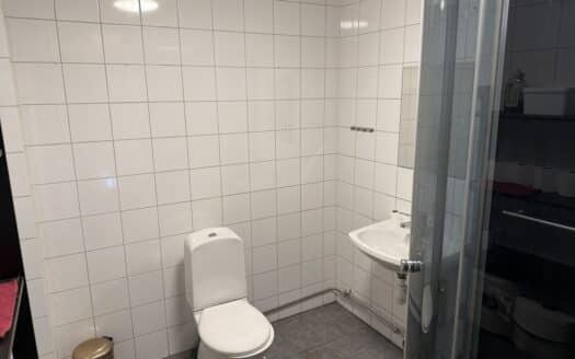 Välutrustad bilverkstad/biltvätt Sollentuna